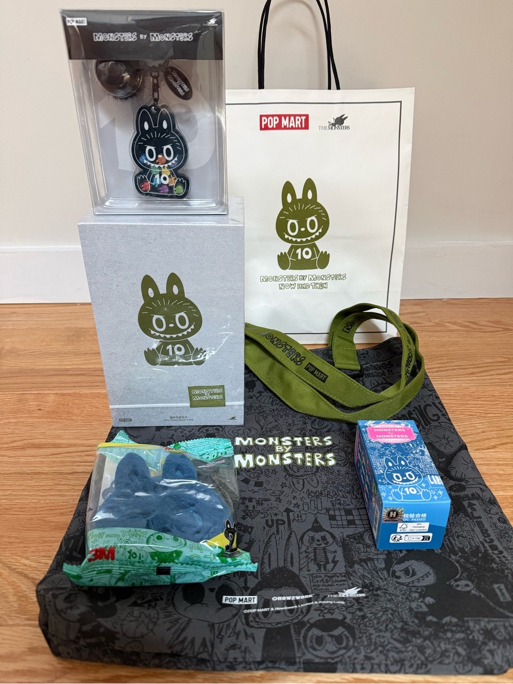 POP MART The Monsters Labubu 10th Anniversary VIP Pack Set SEALED w/ Bag NYC
